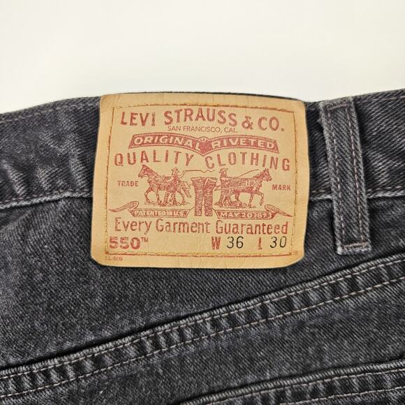 Levi's 550 Jeans Mens 34x29* Vintage Black Relaxed Fit Straight Grunge Y2K Rigid - Picture 4 of 11
